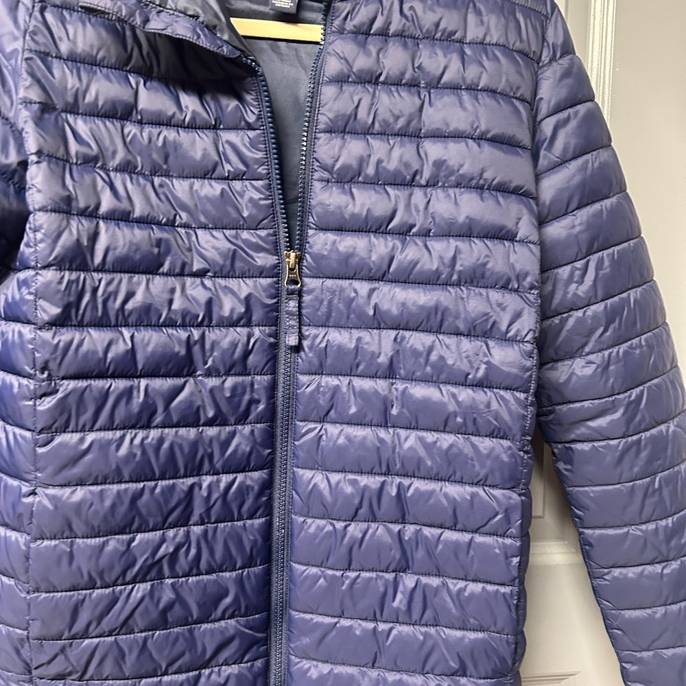 Lands End youth Primaloft navy blue hooded puffer jacket. Size XL ( 14H-16H). - Picture 2 of 8